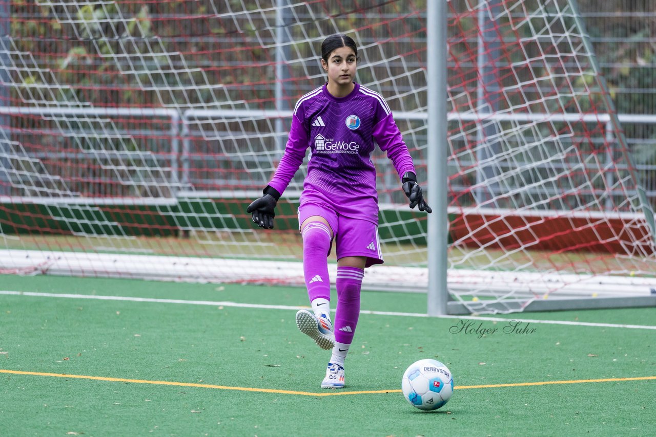 Bild 57 - F VfL Pinneberg - USC Paloma : Ergebnis: 1:4